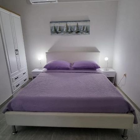 Room Airport Split Kaštela Εξωτερικό φωτογραφία