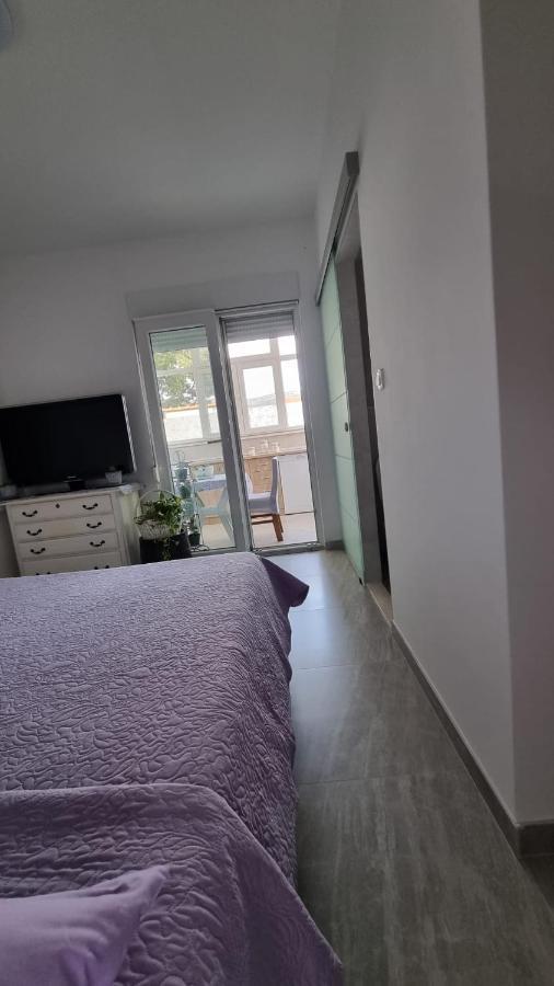 Room Airport Split Kaštela Εξωτερικό φωτογραφία