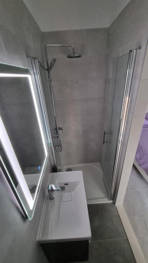 Room Airport Split Kaštela Εξωτερικό φωτογραφία